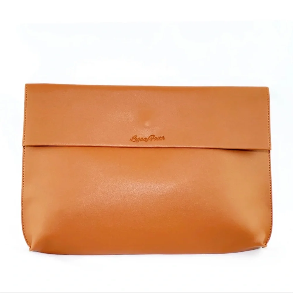 Envelope Clutch - Picture 1 of 4